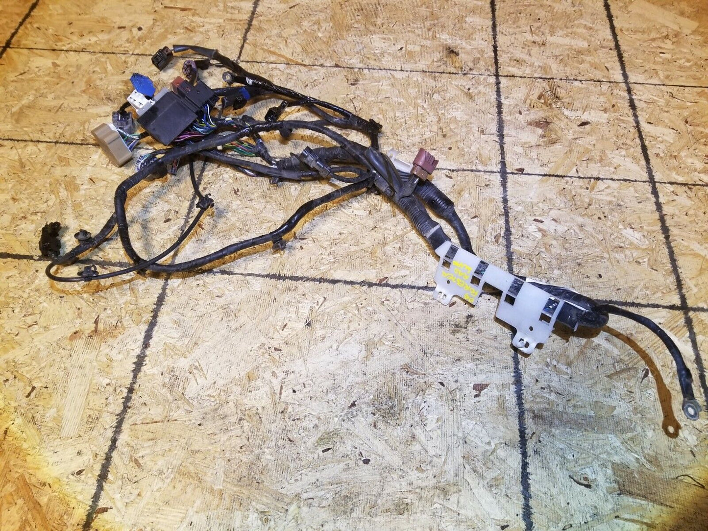 08 09 10 11 Subaru Forester Radiator Support Wire Harness 81202sc000 OEM