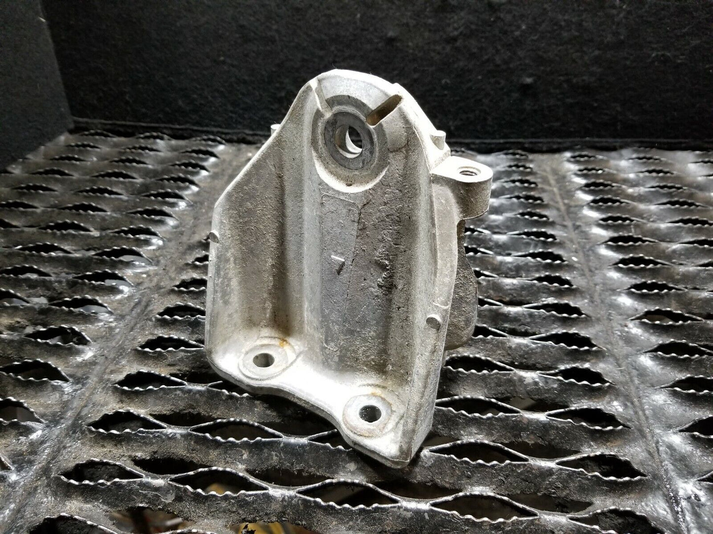 16 17 18 Nissan Maxima 3.5l Rear Engine Motor Mount Bracket  OEM 41k