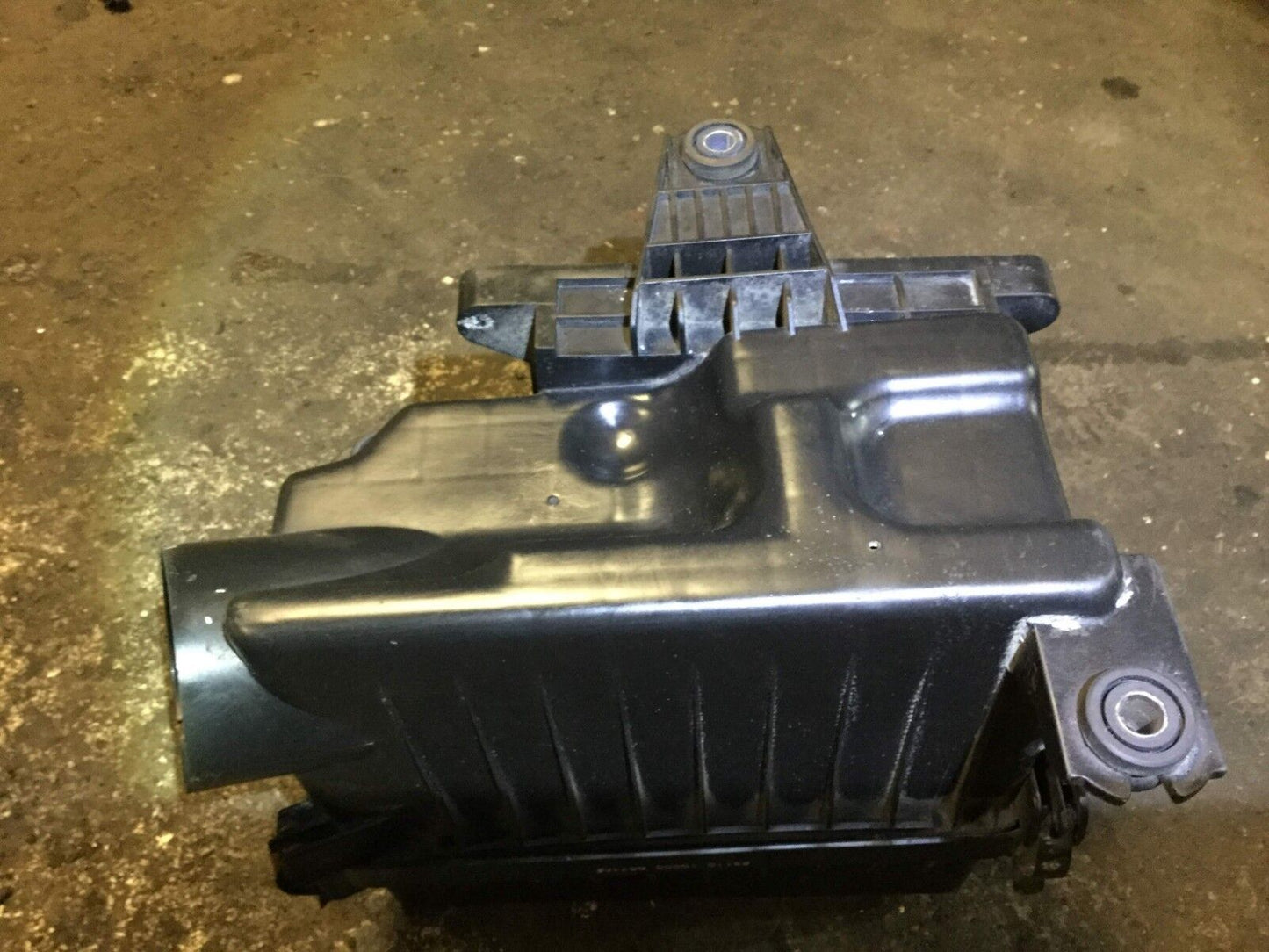 06 07 08 09 10 11 Kia Rio 1.6l Air Cleaner Housing Box OEM