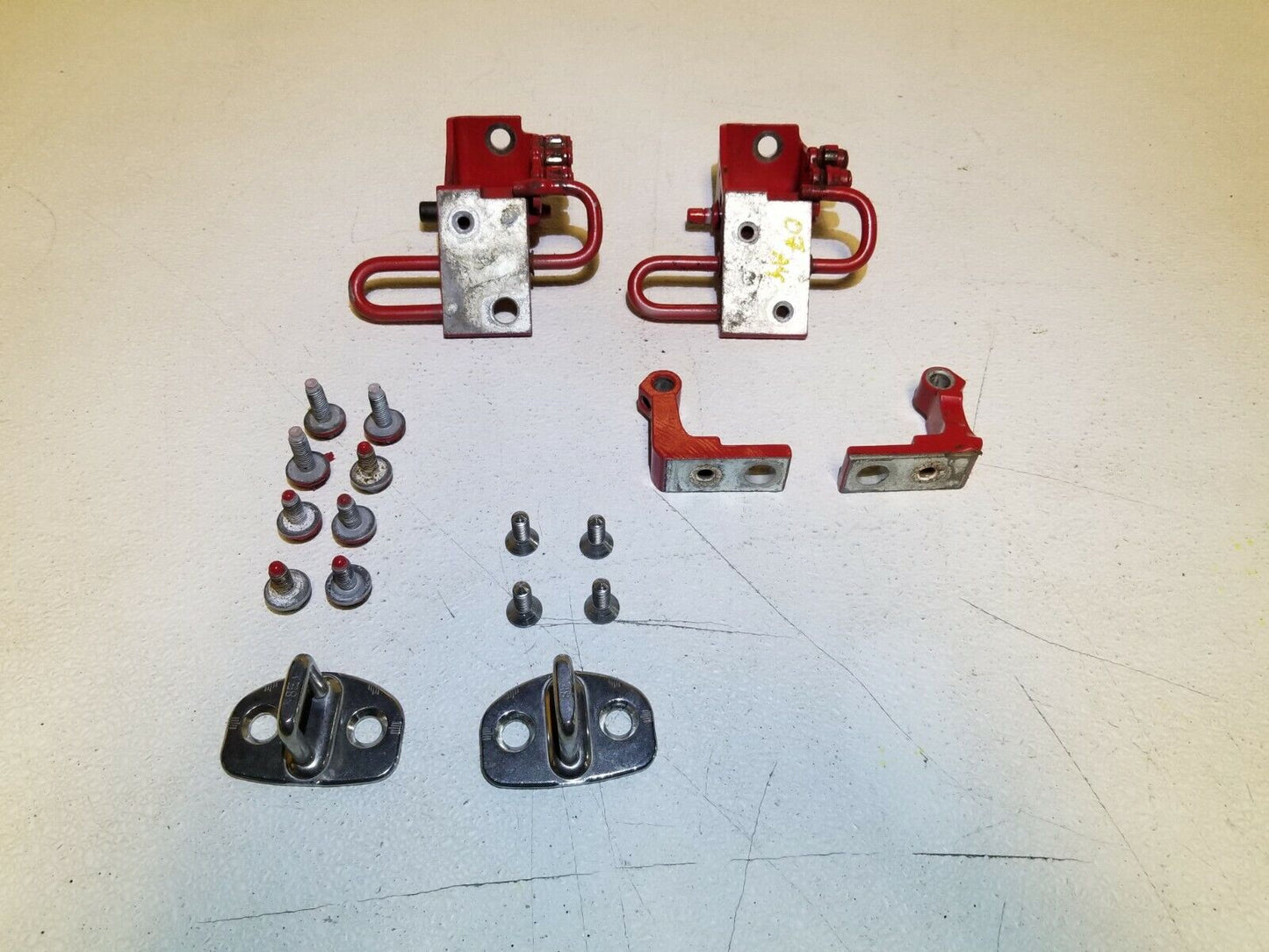 06 07 08 Audi A4 Front & Rear Right Pass Side Door Hinge W/ Striker  OEM 85k