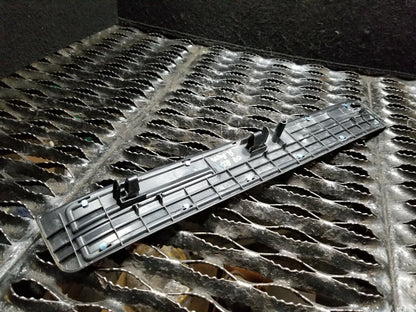 06 07 08 Acura Rl Rear Right Pass Door Step Scuff Sill Plate Trim OEM