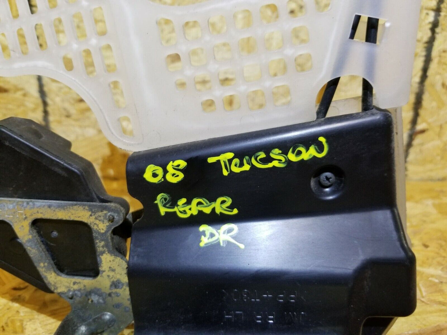 07 08 09 Hyundai Tucson Rear Left Driver Door Lock Latch Actuator OEM 89k