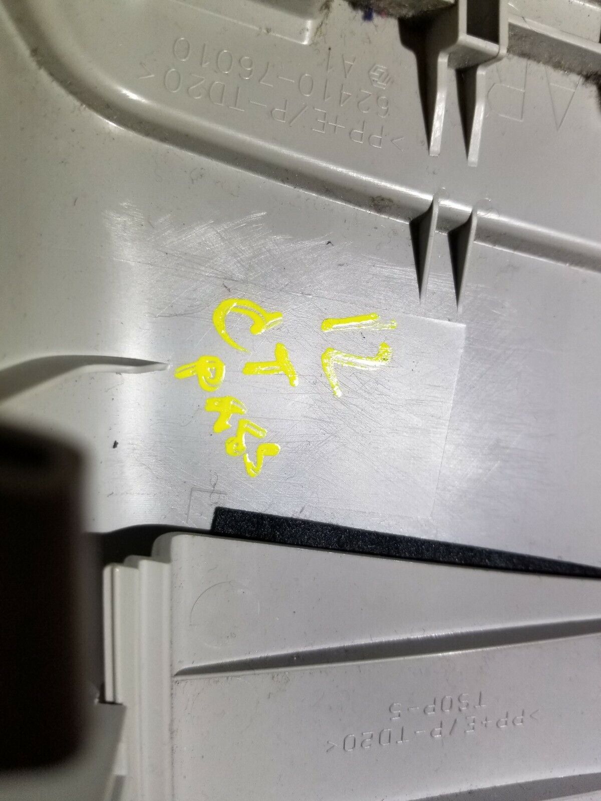 11 12 13 14 15 Lexus CT200h Right Passenger Side Center Upper B Pillar Trim OEM