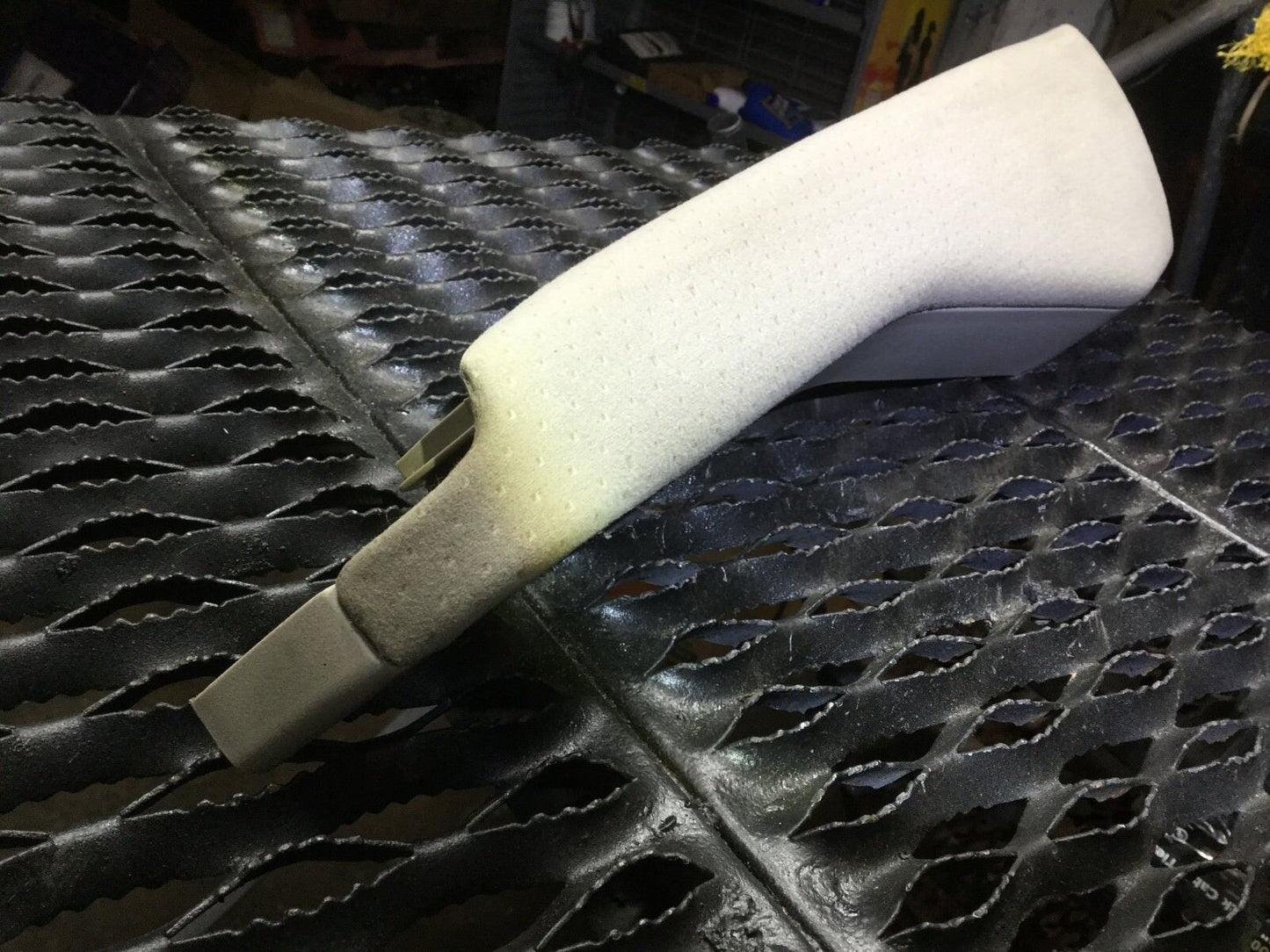 04 05 06 07 08 09 Toyota Prius Rear Seat Bolster Left Dr Side S1755-27700 OEM