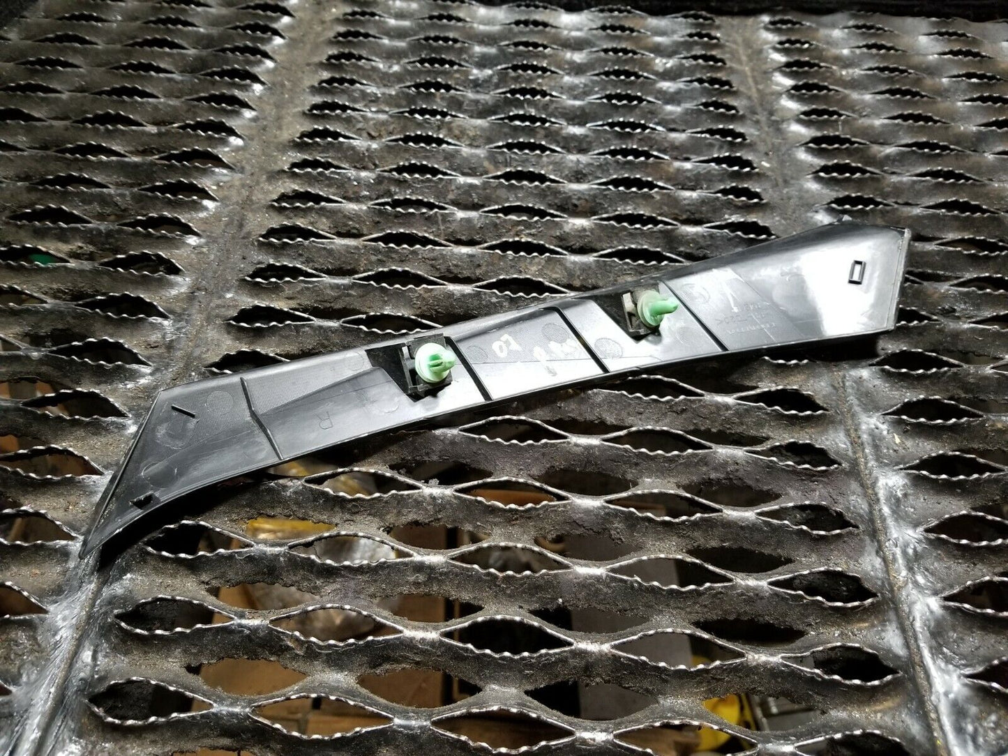 06 07 08 Acura Rl Rear Right Passenger Side Trim OEM