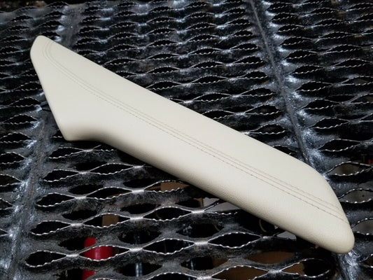 17 18 19 20 Cadillac Xt5 Front Floor Console Trim Right Passenger Side OEM 34k