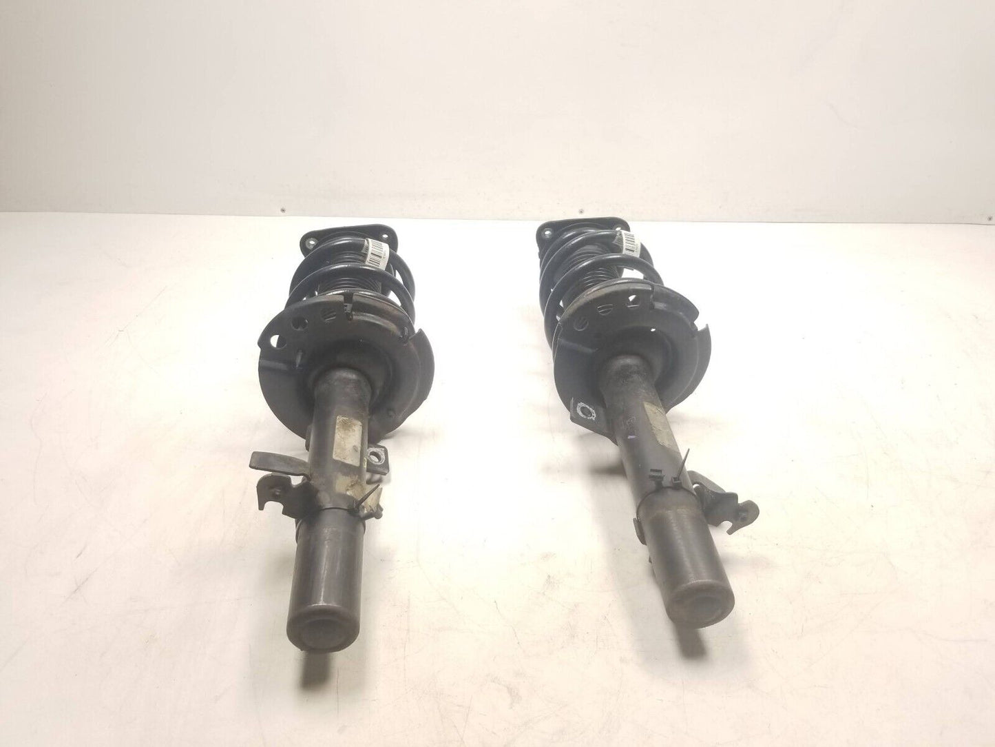 17 18 19 Ford Escape Front Shock Strut Absorber Pair 1.5l OEM