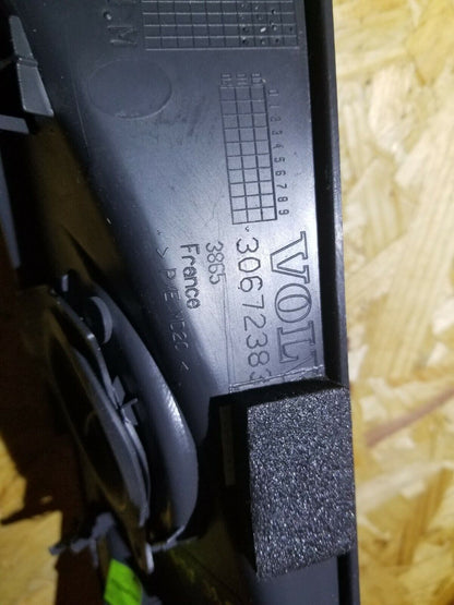 05 06 07 Volvo S40 Dash End Cap Trim Right Passenger Side OEM