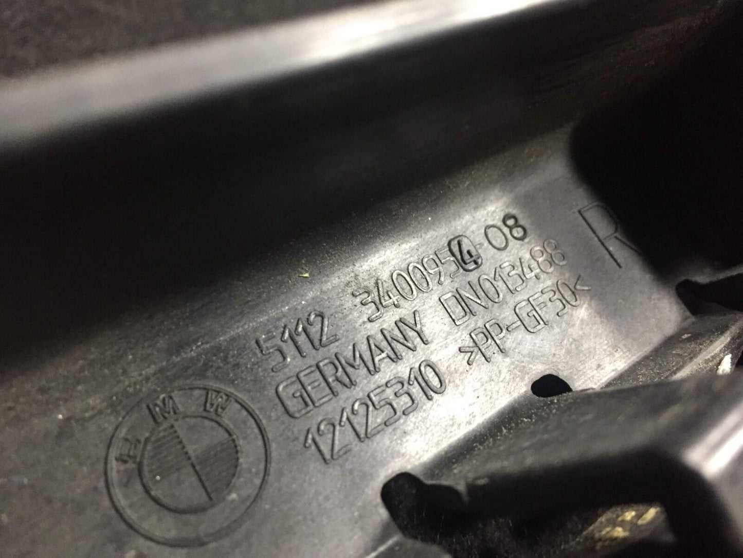 04 05 06 BMW X3 E83 Rear Bumper Right Mount Bracket Support Holder 2pcs OEM D34