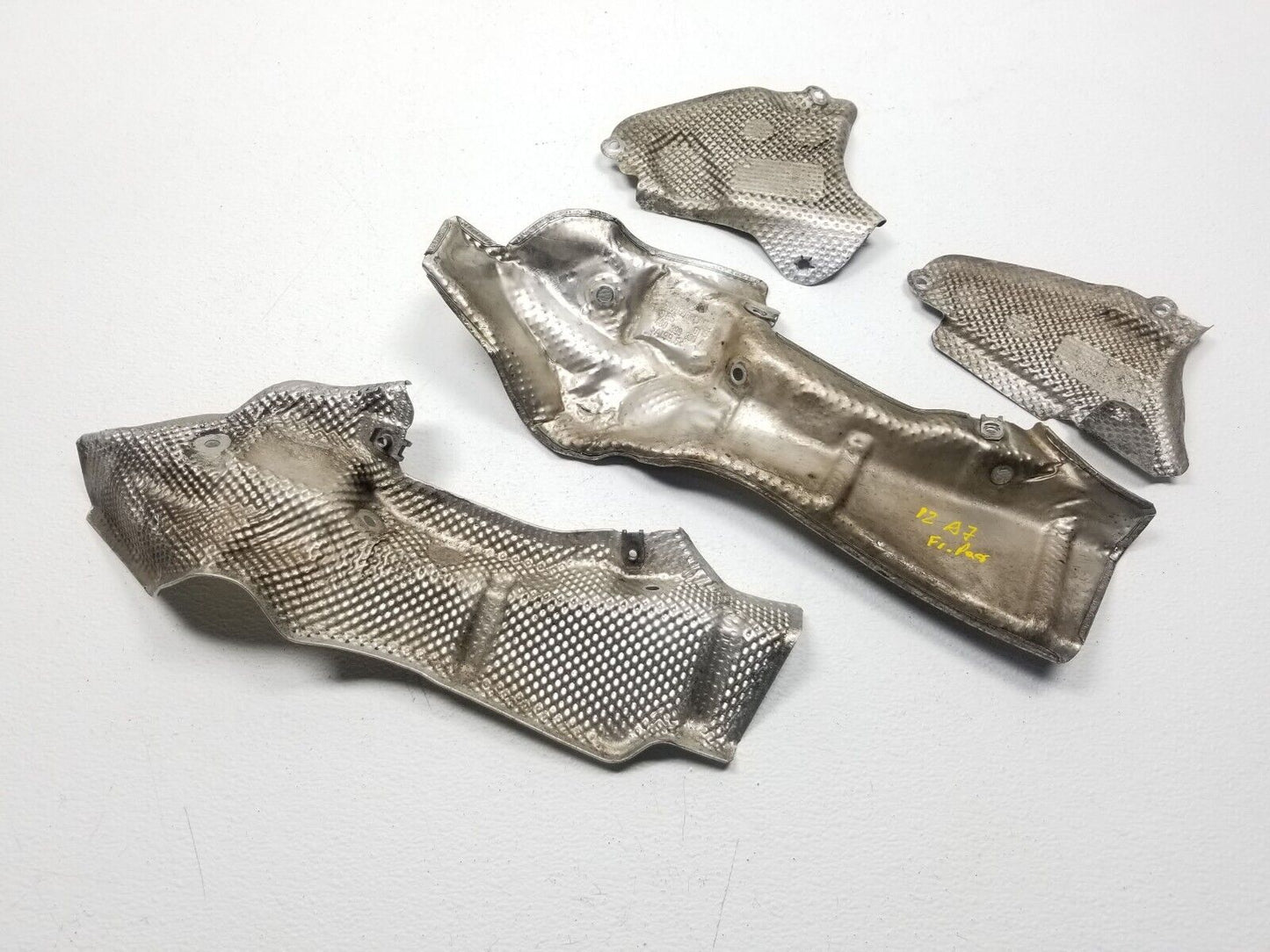 12 13 14 15 16 17 Audi A7 Transmission Heat Shield Right Passenger Side OEM