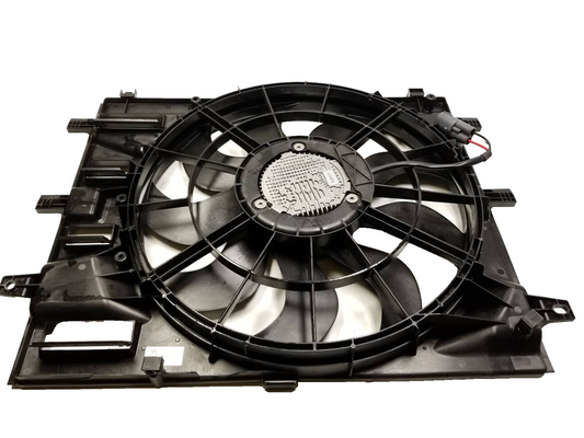 18 19 20 21 Chevrolet Equinox Radiator Cooling Fan 1.5l OEM *shroud Has Damage*