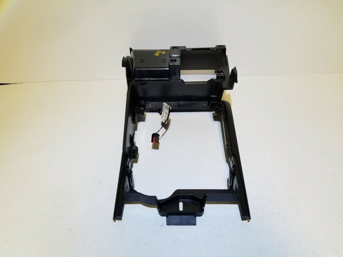 11 12 13 14 Ford Edge Center Console Shifter Trim Bezel OEM 43k Miles