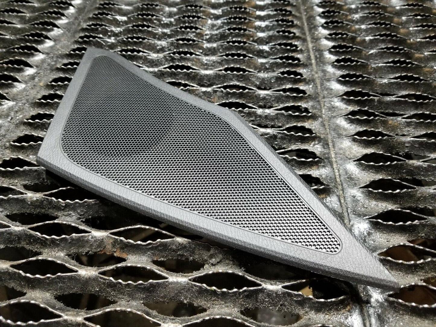 2014 2015 2016 Mazda 3 Dash Right Passenger Side Speaker Cover Grille OEM 16k