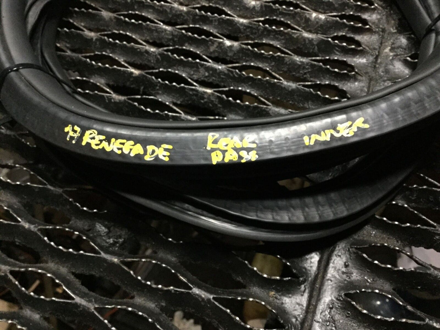 15 16 17 Jeep Renegade Rear Passenger Door Inner Weatherstrip Seal OEM 7k Miles