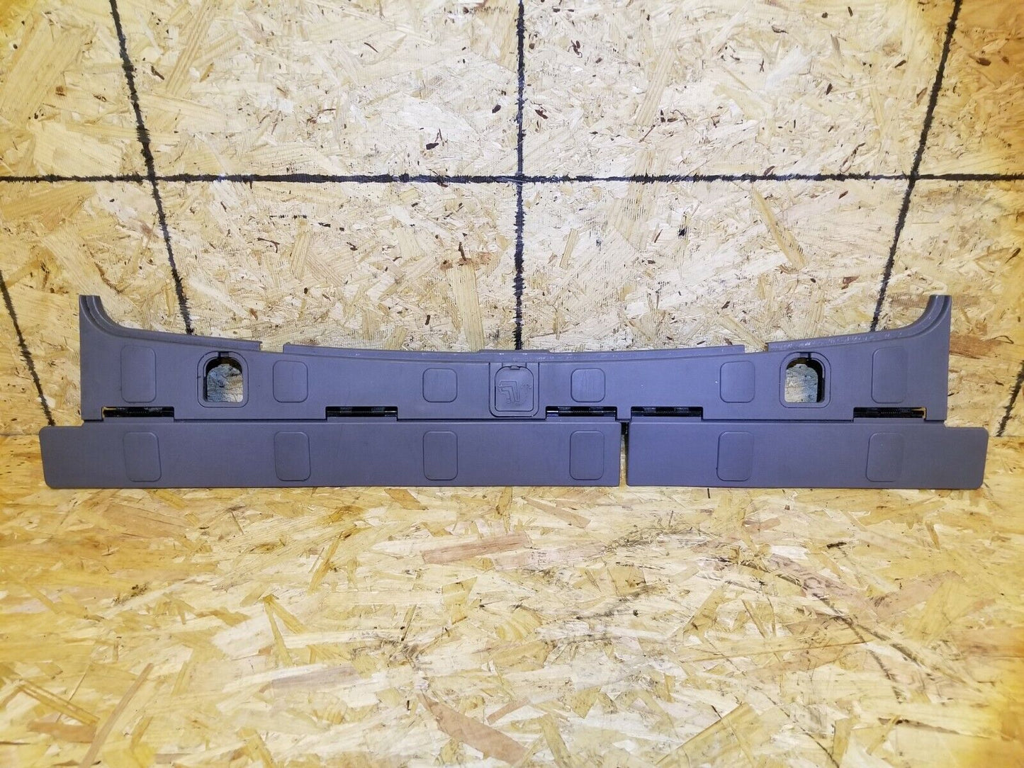 07 08 09 Hyundai Tucson Rear Seat Cargo Cover Trim 85766-2e000 OEM 89k