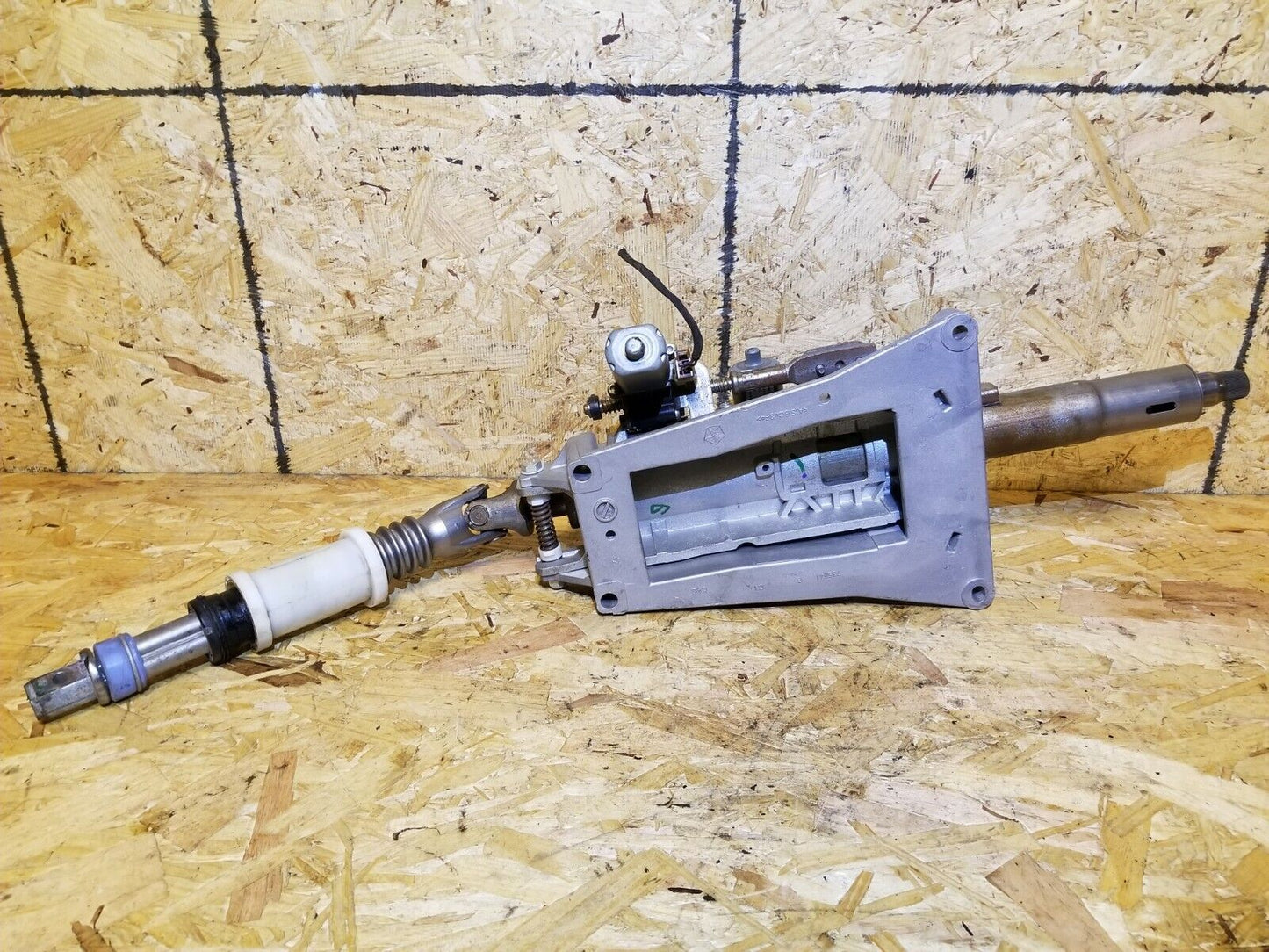 14 2014 Dodge Charger Steering Column W/ Motors OEM