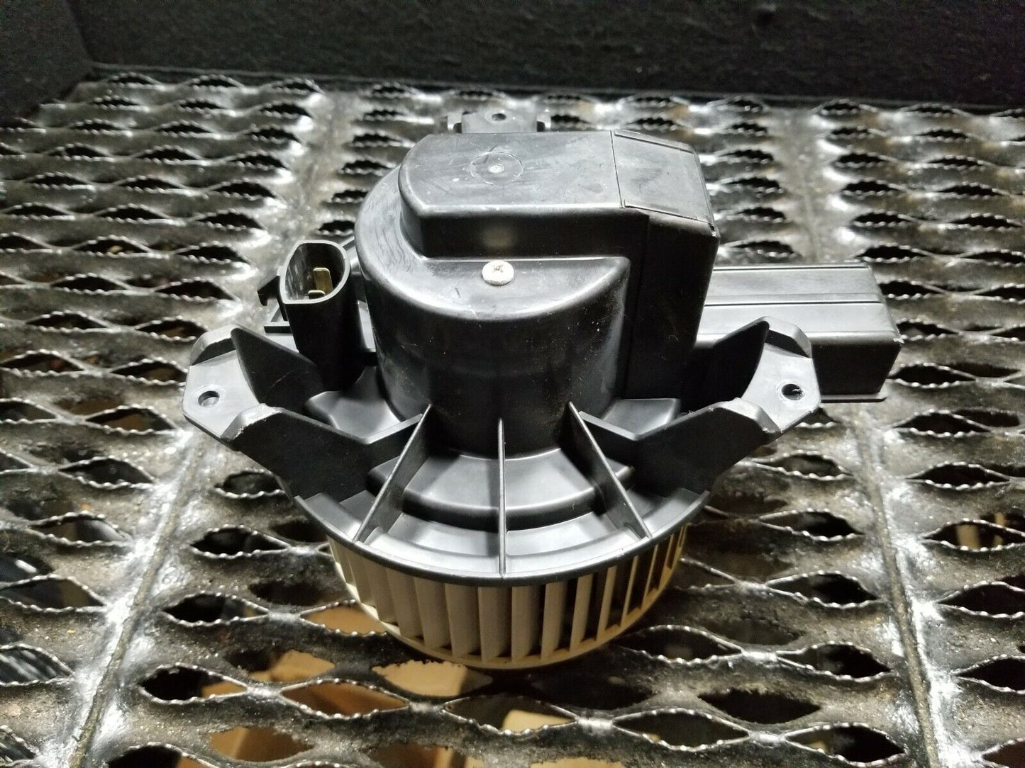 05 06 07 08 09 Ford Mustang Convertible Blower Motor OEM 44k