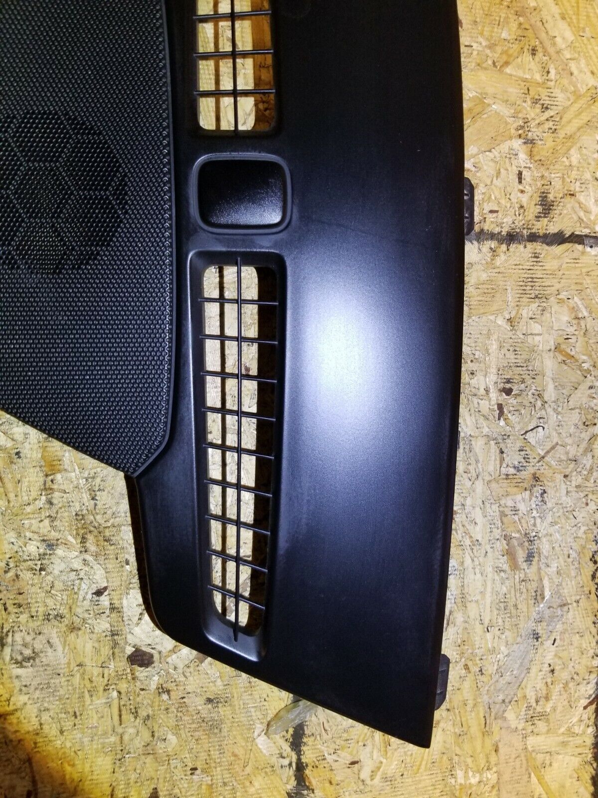 17 18 19 20 Cadillac Xt5 Dash Defroster Panel Grille OEM 34k