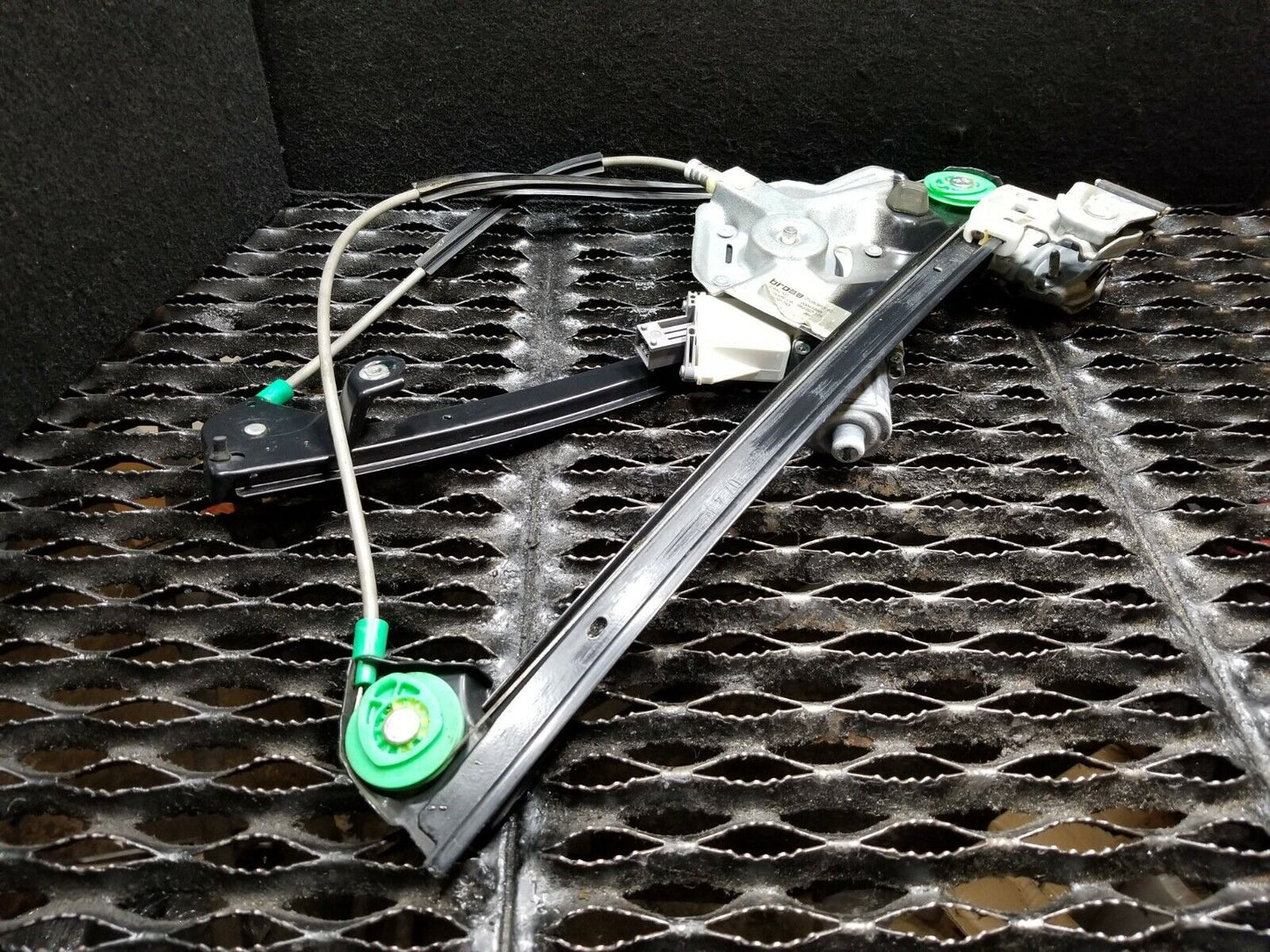 06 07 08 09 Cadillac STS Front Right Passenger Side Window Regulator Motor OEM