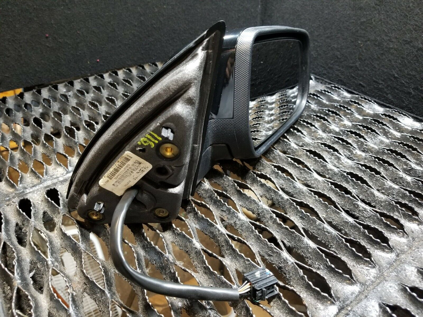 11 2011 Chevrolet Equinox Passenger Right Door Side View Mirror OEM #116