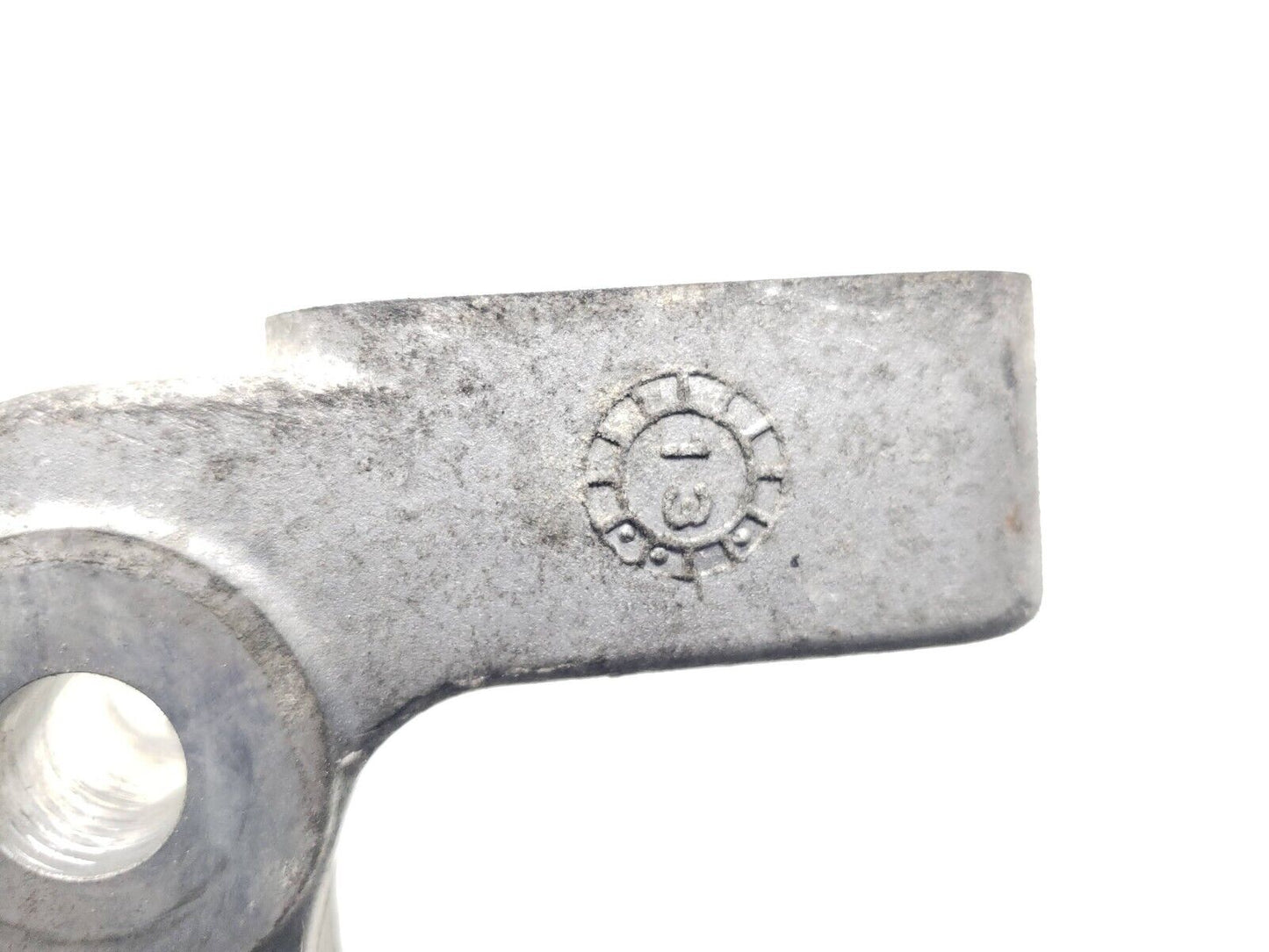 11 12 13 14 Nissan Juke Engine Mount Bracket 1.6l OEM