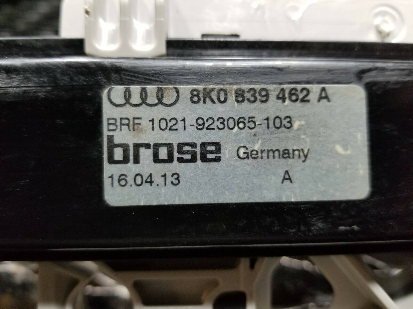2013 2014 2015 2016 Audi A4 B8 Rear Right Pass Side Door Window Regulator OEM