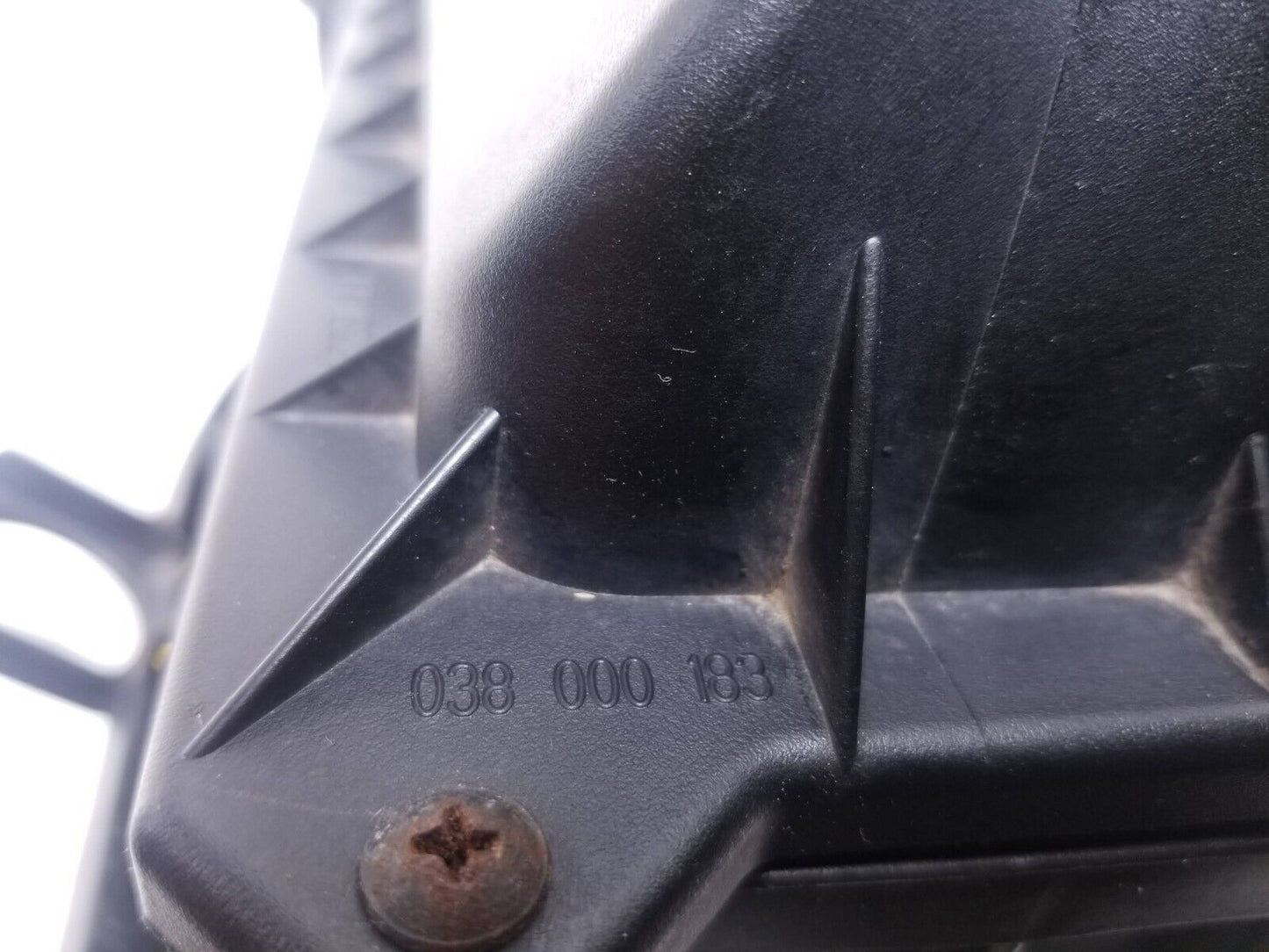 06 07 08 09 Audi A4 Air Cleaner Box & Air Flow Sensor 03g133835c 2.0l OEM