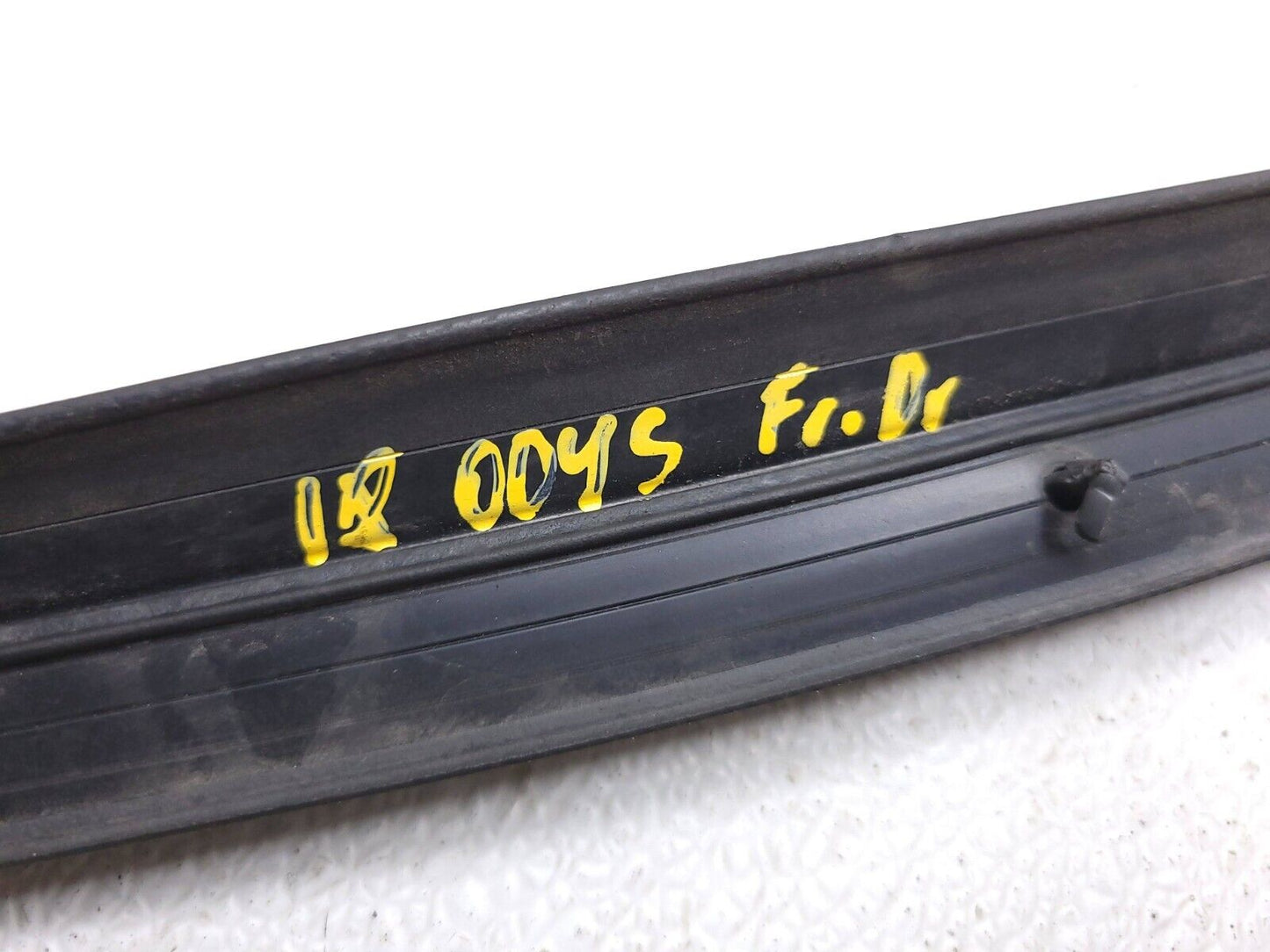 18 19 20 21 22 Honda Odyssey Lower Door Weatherstrip Seal Front Driver Left OEM