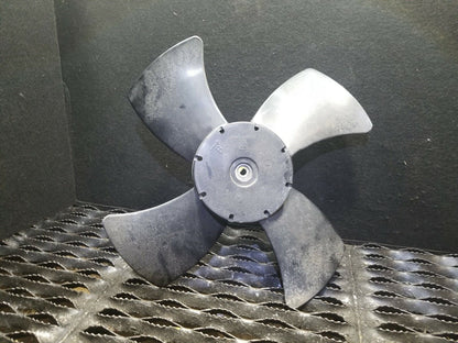 04 05 Nissan 350z Convertible Radiator Cooling Fan Blade OEM
