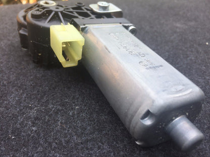 05 06 07 08 09 10 BMW 528ix Front Left Driver Seat Motor OEM