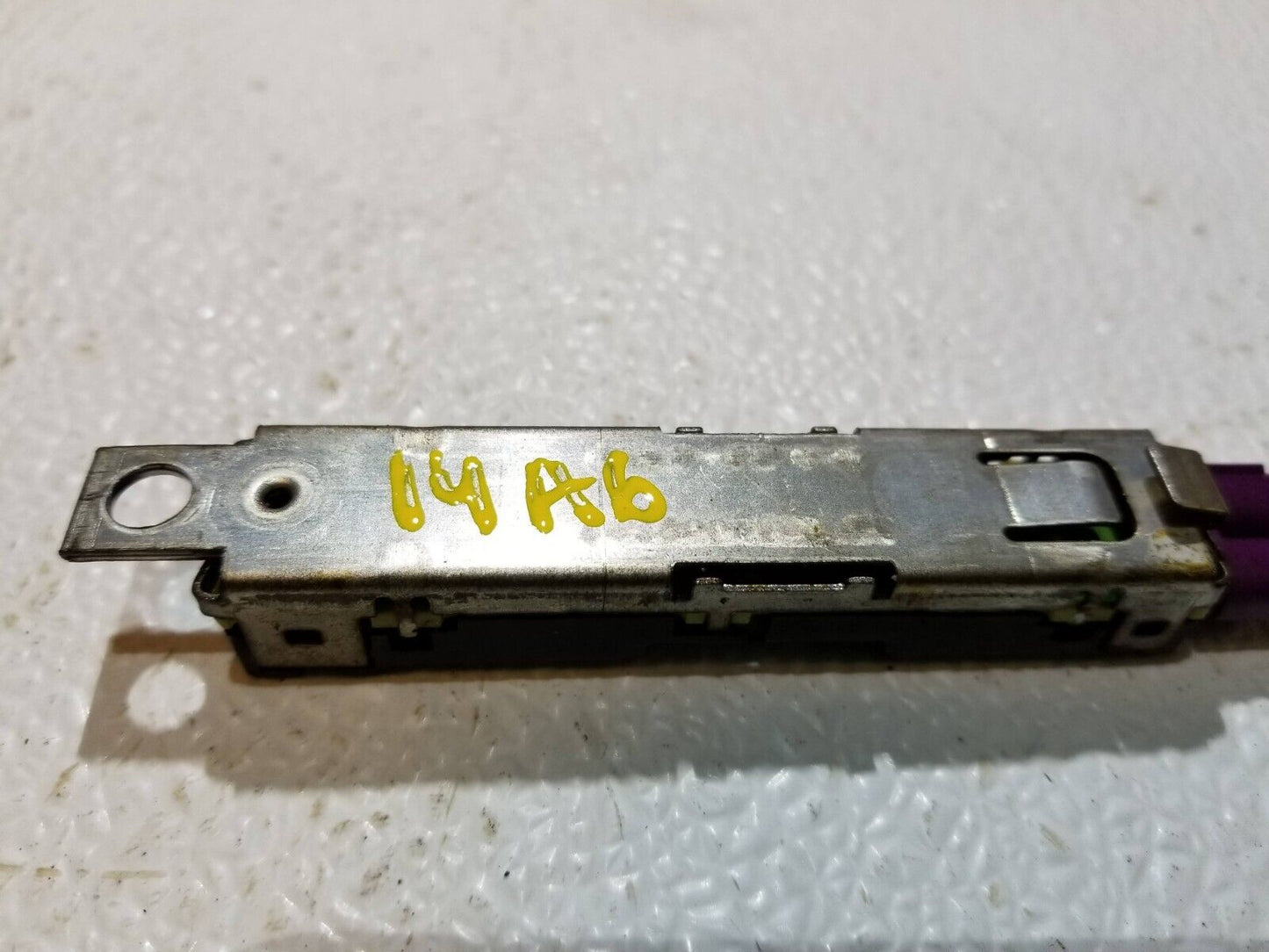 12 13 14 15 Audi A6 Antenna Booster  Amplifier 4g5035225 OEM