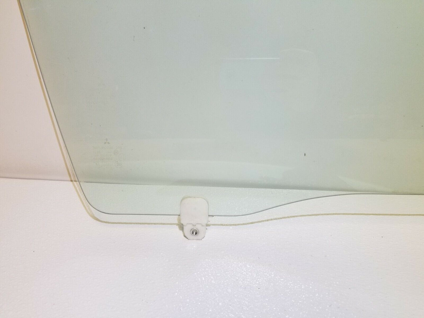 10 11 12 13 14 15 Mitsubishi Lancer Front Right Passenger Door Window Glass OEM