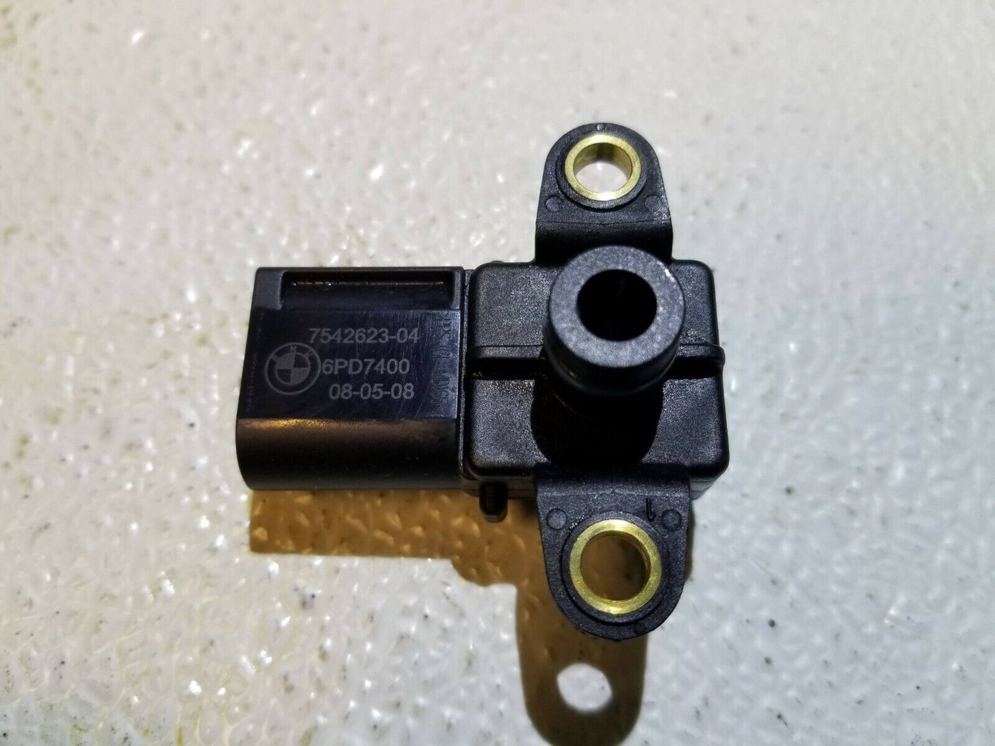07 08 09 10 BMW E60 528i Engine Fuel Purge Valve Map Sensor OEM N52