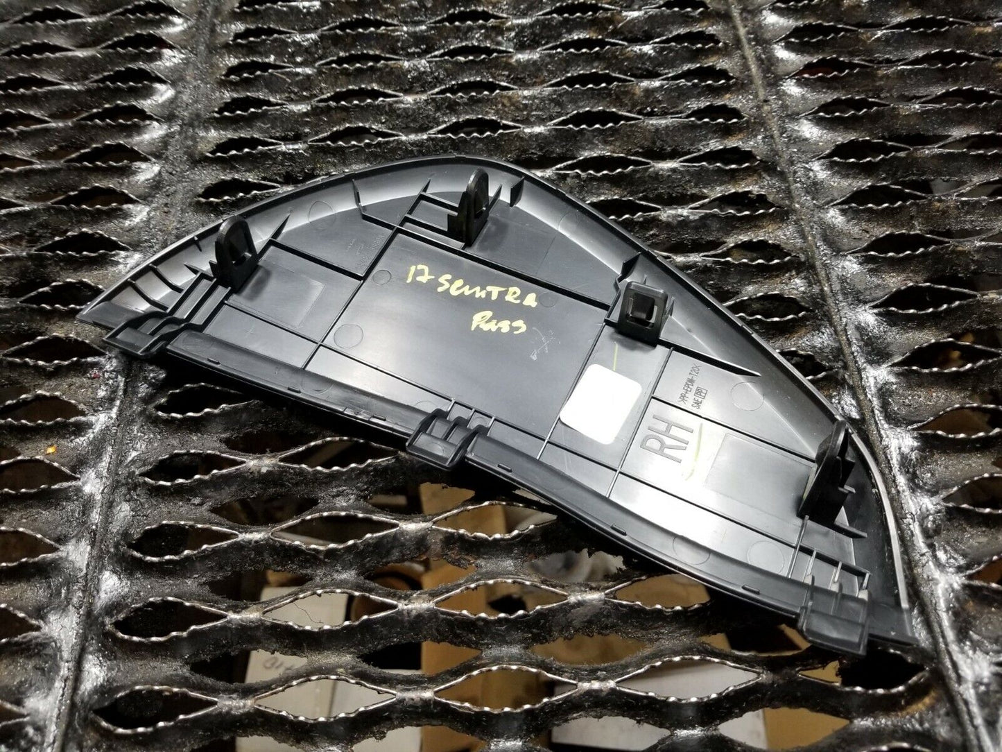 16 17 18 Nissan Sentra Right Passenger Side Dash End Cap Cover Trim OEM 40k