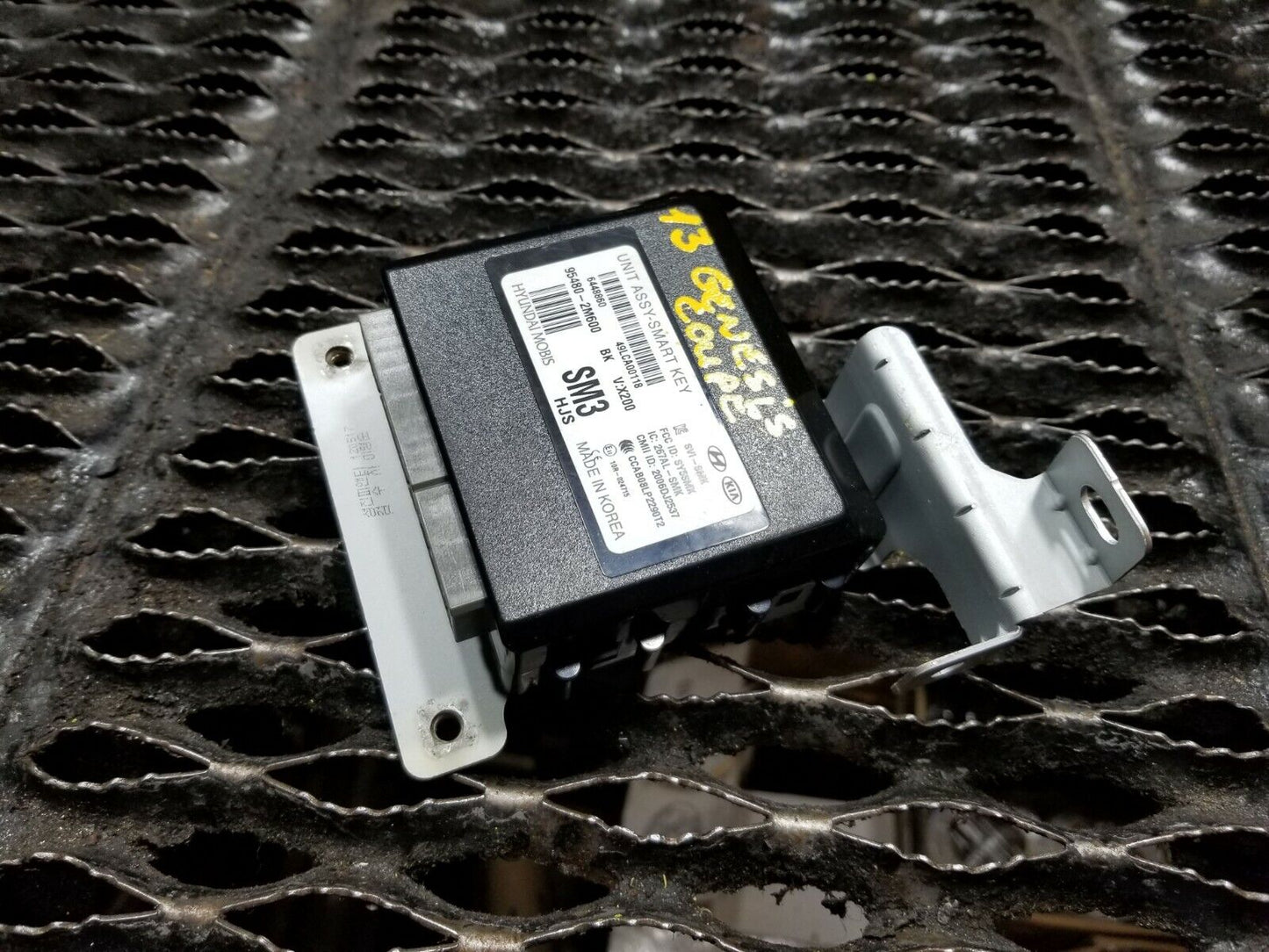 13 14 15 Genesis Coupe Keyless Entry Control Module  OEM 51k