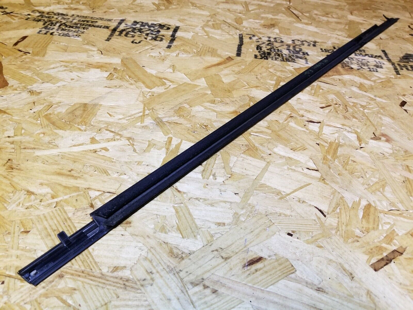 10 11 12 13 14 Subaru Legacy Rear Left Driver Window Belt Seal Molding OEM