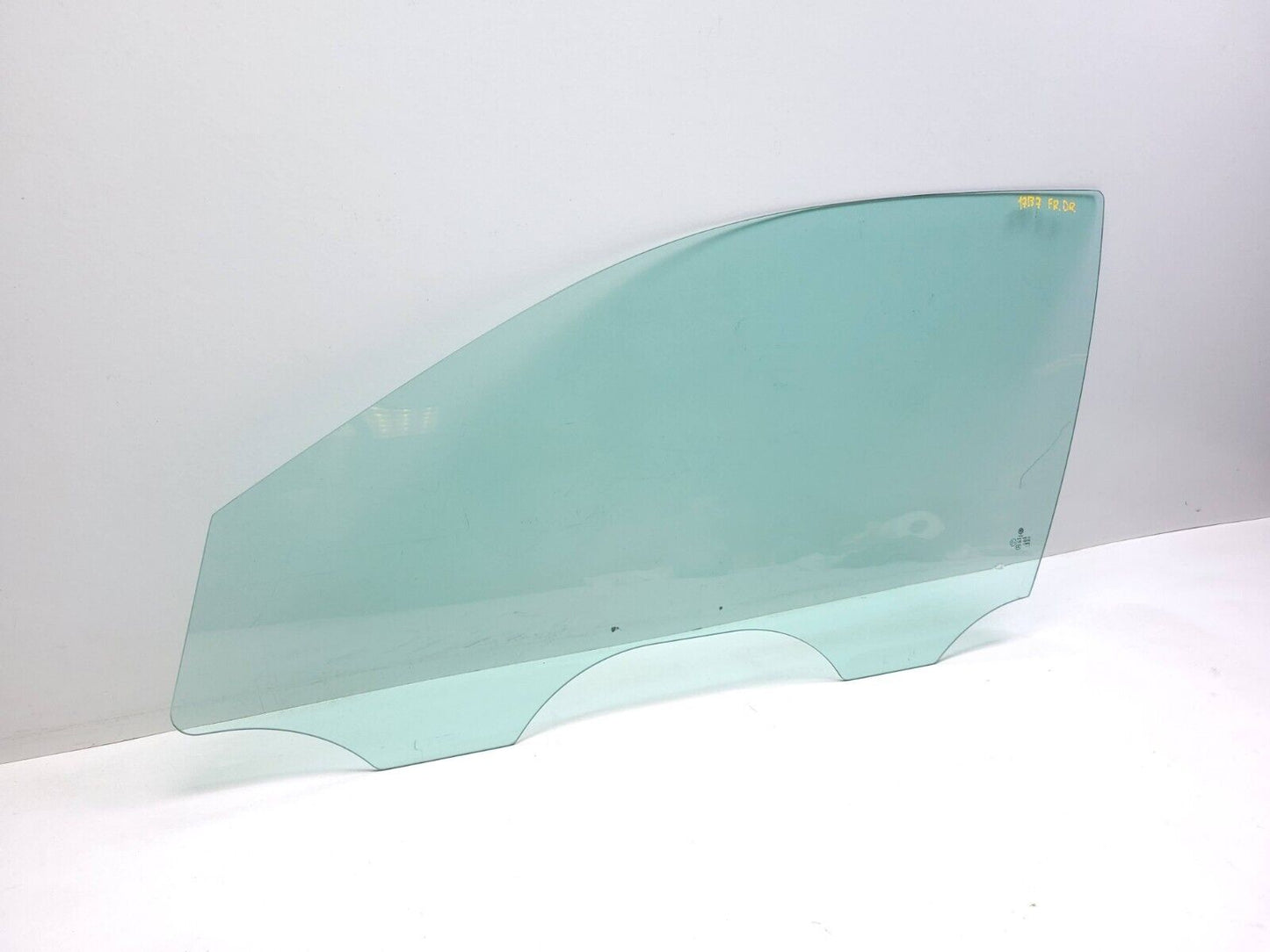 12-19 Volkswagen Passat Front Door Window Glass Driver Side Left OEM