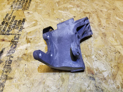 13 14 15 16 Jeep Compass 2.4l Power Steering Mount Bracket OEM 30k