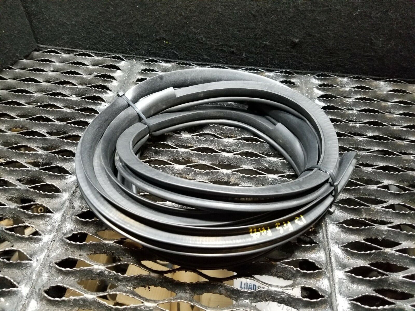 13 14 15 16 Scion Fr-s Front Right Pass Door Weatherstrip Seal OEM 71k Miles