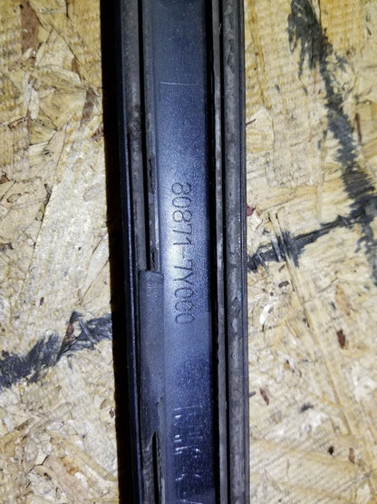 04 05 06 07 08 Nissan Maxima Front Left Driver Door Molding OEM