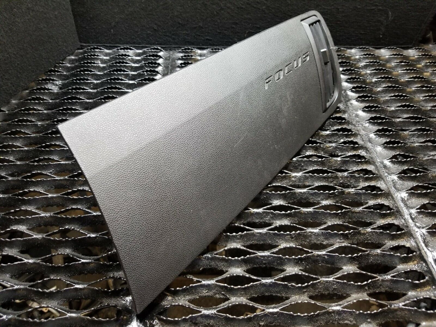 2008 2009 2011 Ford Focus Passenger Side Dash Vent Trim Bezel With Vent OEM #94