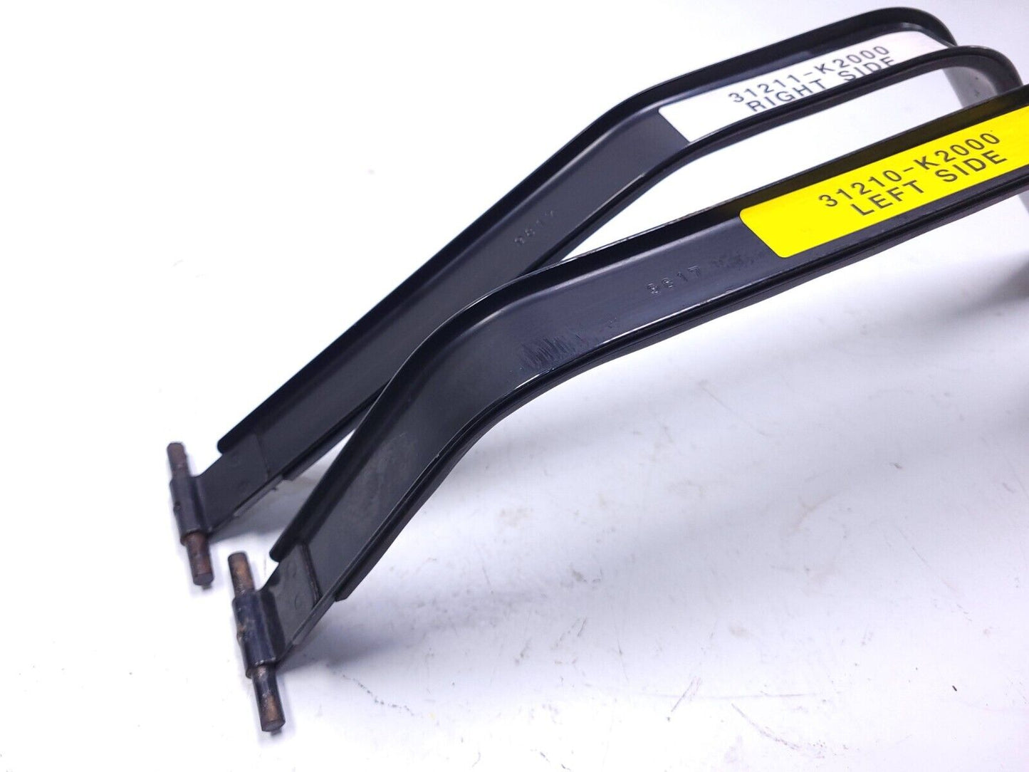 20 21 22 Hyundai Venue Fuel Gas Tank Strap Metal Bracket Support Pair OEM