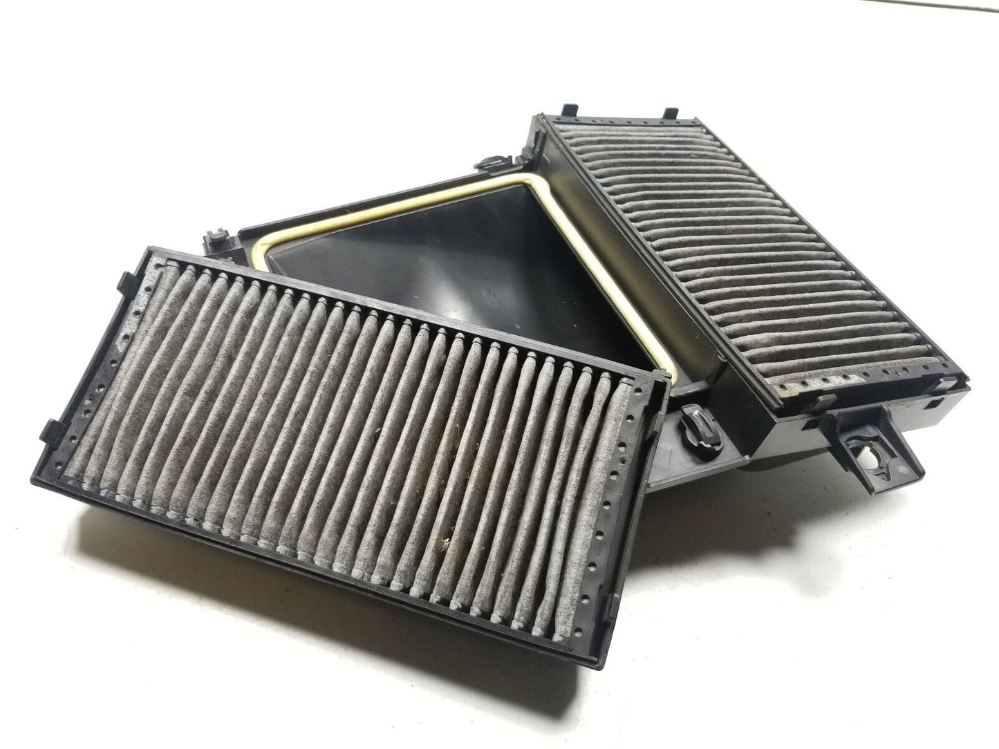 07 08 09 10 11 12 13 BMW X6 Air Microfilter Micro Filter Box Housing OEM