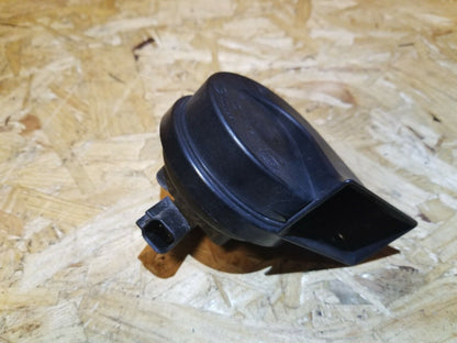 15 16 17 Chevrolet Equinox Horn Signal OEM 24k