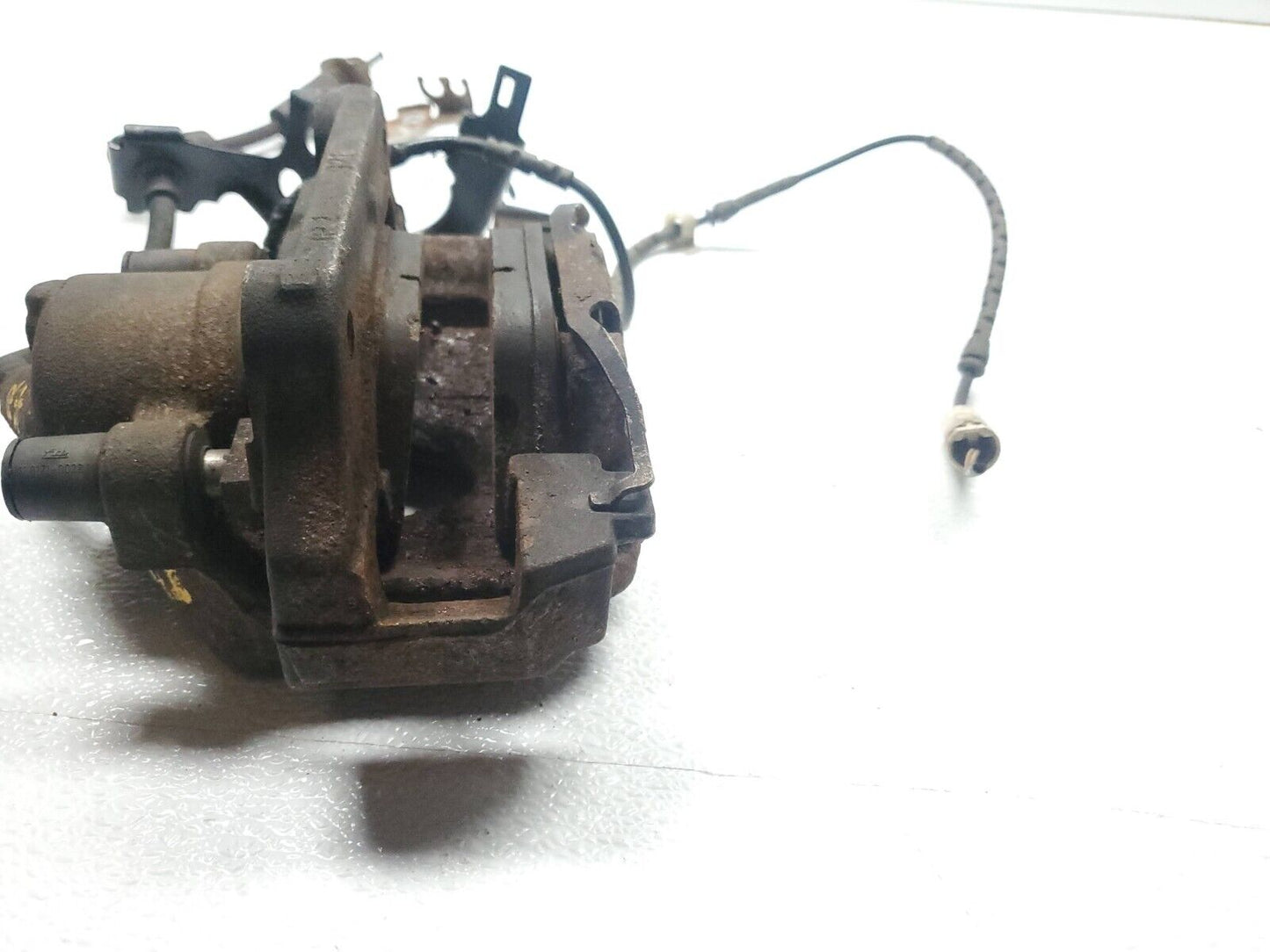 09 10 11 12 BMW 328xi E90 Front Brake Caliper Left Driver Side OEM