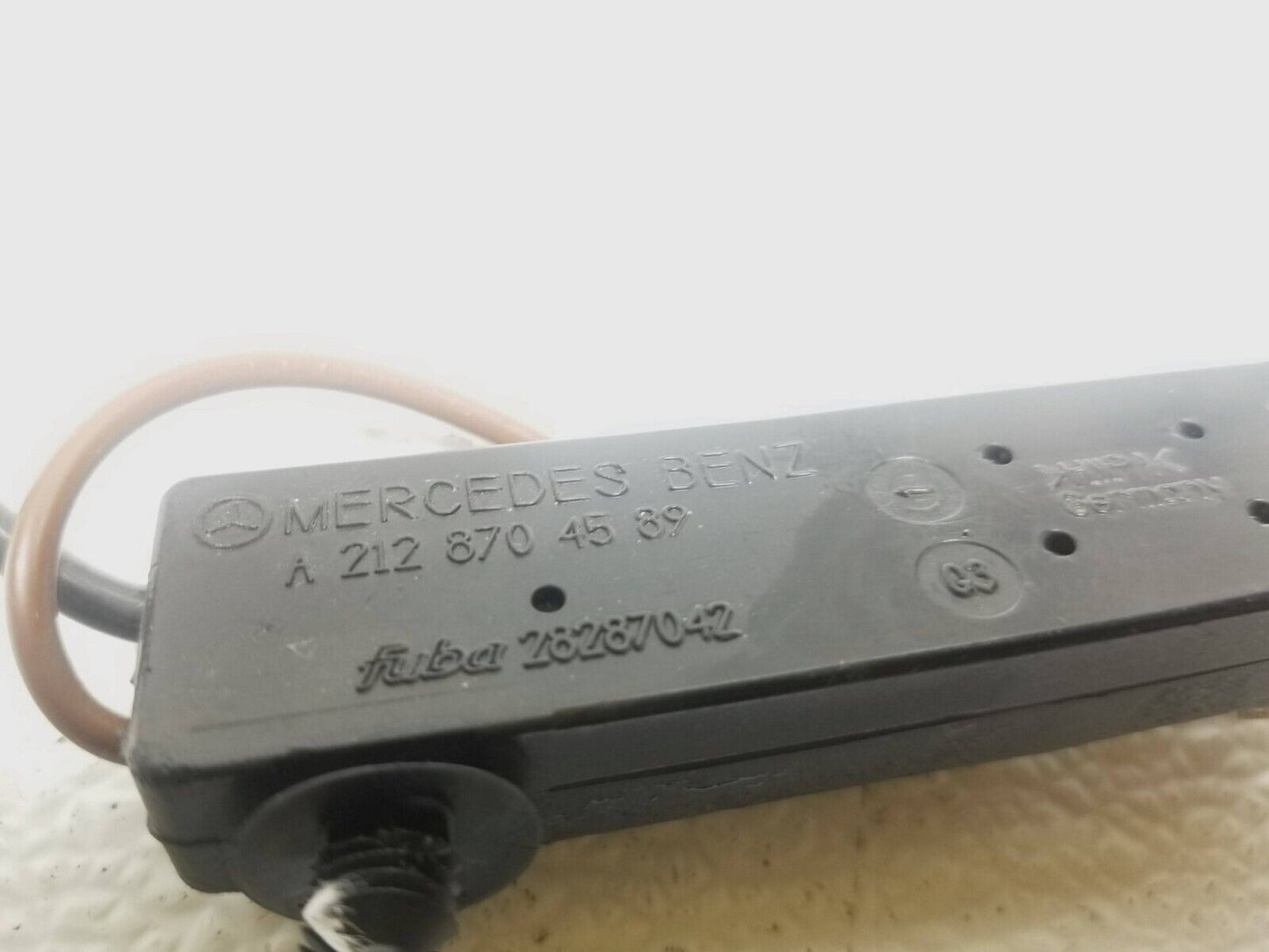 2011 - 2015 Mercedes E350 W212 Radio Stereo Amp AM FM Antenna Noise Filter OEM
