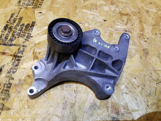 13 14 15 16 Jeep Compass 2.4l Power Steering Mount Bracket OEM 30k