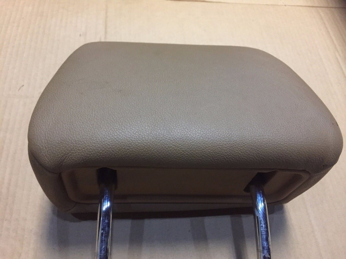 02 03 04 05 BMW 745i 745li E65 Front Left Driver Seat Headrest Head Rest OEM