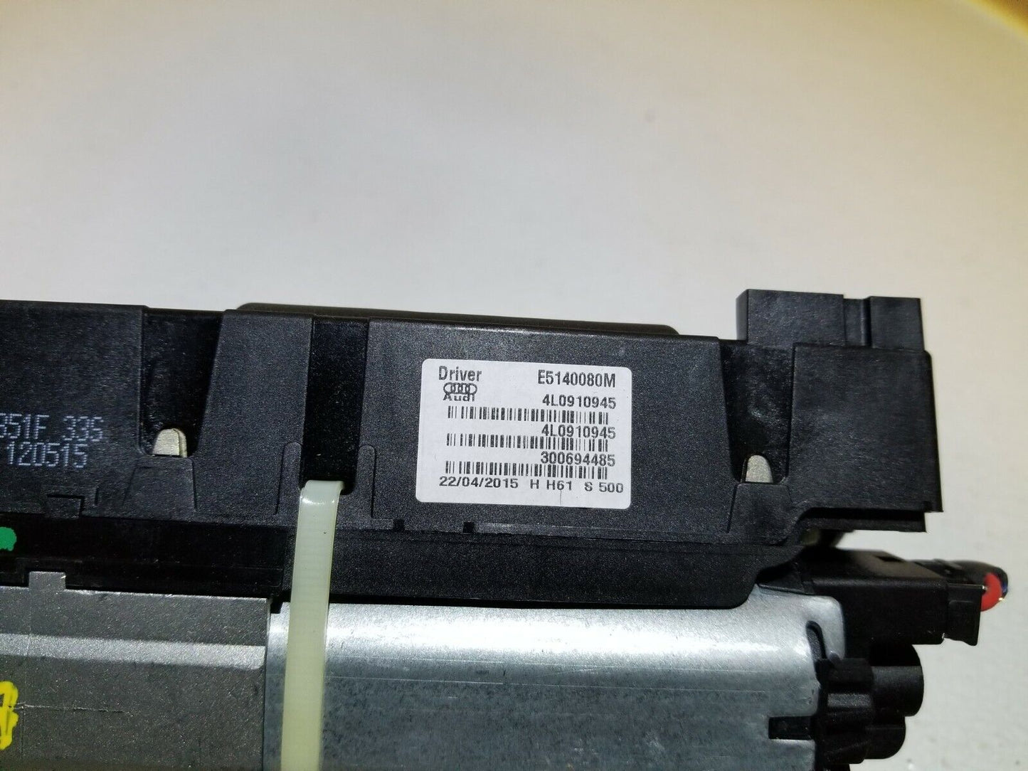 11 12 13 14 15  Audi Q7 Tailgate Hatch Lift Gate Power Motor Pair OEM 87k Miles