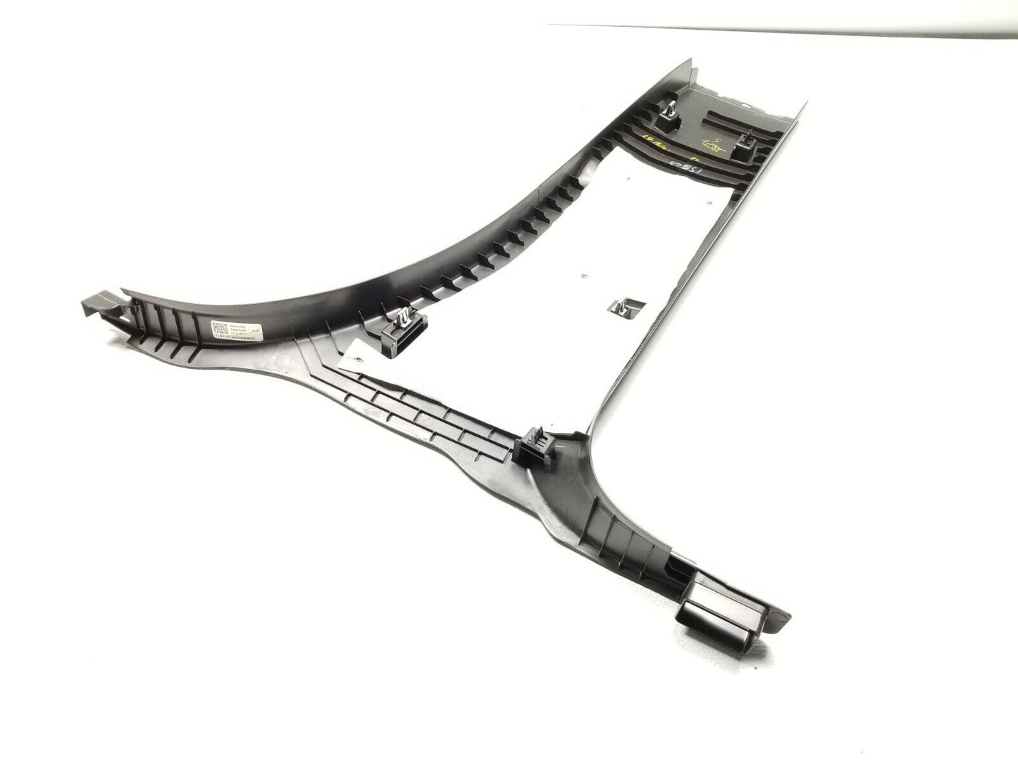 19 20 Chevrolet Blazer Left Driver Side Lower B Pillar Trim Panel OEM 11k Miles